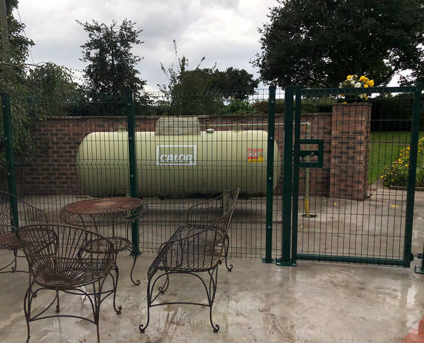 V mesh panels gate 8176 tatton fencing V mesh panels