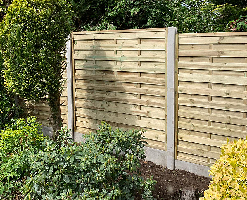 concrete-panel-fence-21-tatton-fencing aran panel with concrete posts