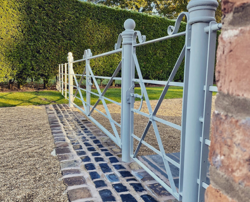 estate entrance gates 0080 tatton fencing estate entrance gates
