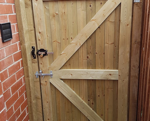 gate furniture and locks 05 tatton fencing gate furniture and locks 05 tatton fencing