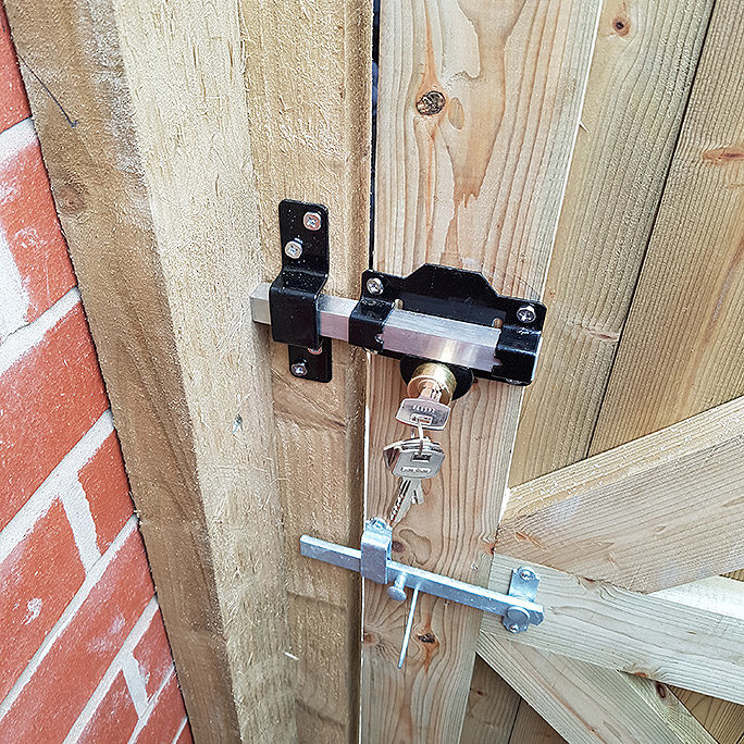 gate furniture and locks 08 tatton fencing gate furniture and locks 08 tatton fencing