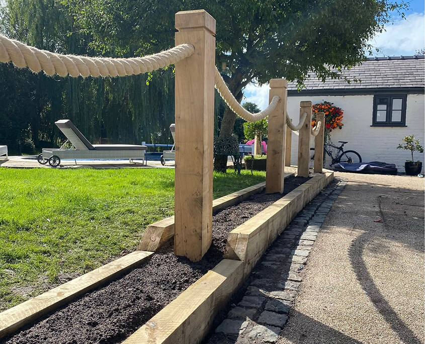 oak posts with rope
