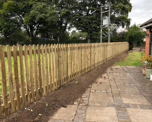picket fencing