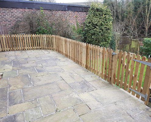 picket fencing 01 tatton fencing