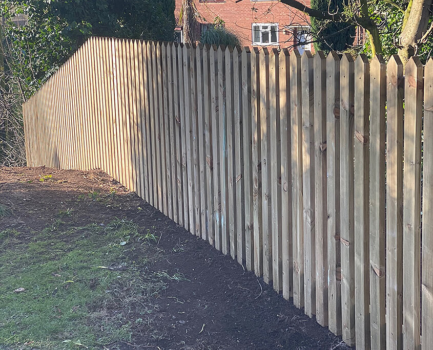 Picket fencing