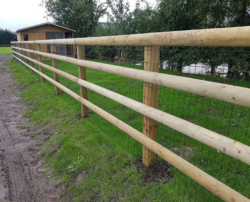 post and rail 06 tatton fencing