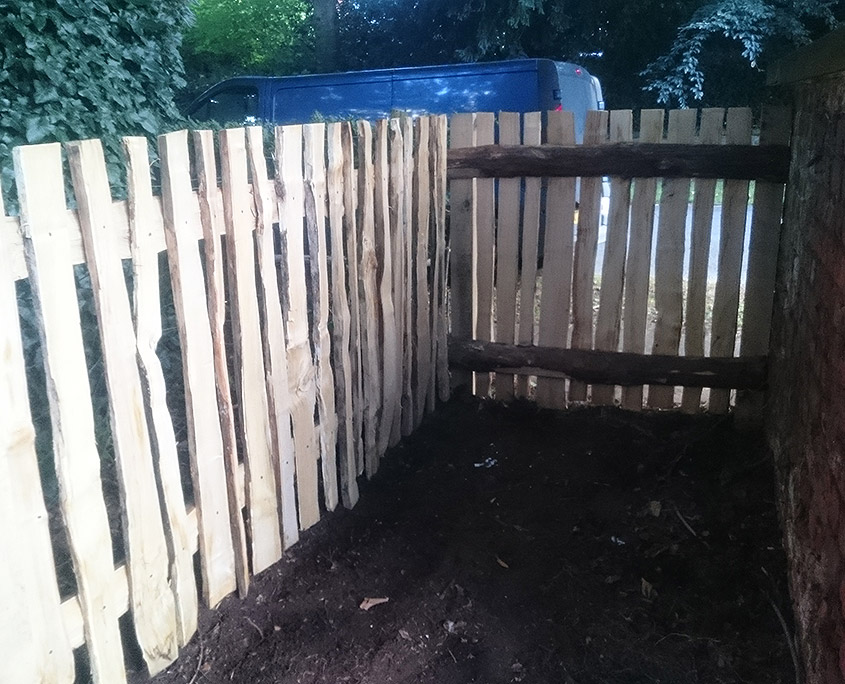 rustic oak pale fencing 08 tatton fencing rustic oak pale fencing 08 tatton fencing