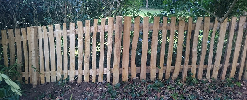 rustic oak pale fencing 09 tatton fencing rustic oak pale fencing 09 tatton fencing