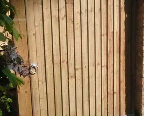 side-gate-15-tatton-fencing featherboard gate